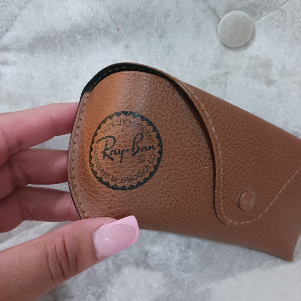 Ray Ban Case - Picture 2 of 4